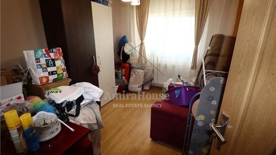Apartament 3 camere la etajul 3 Intre Lacuri - Poză 12