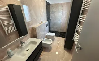 Duplex despărtit  prin garaj zona Ikea - Poză 31