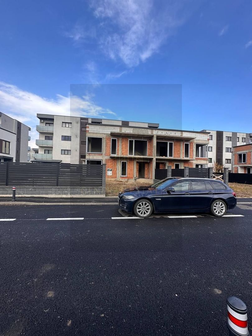 Case tip Duplex de vânzare în Ghimbav, Brașov – Cartierul Florilor - Poză 7