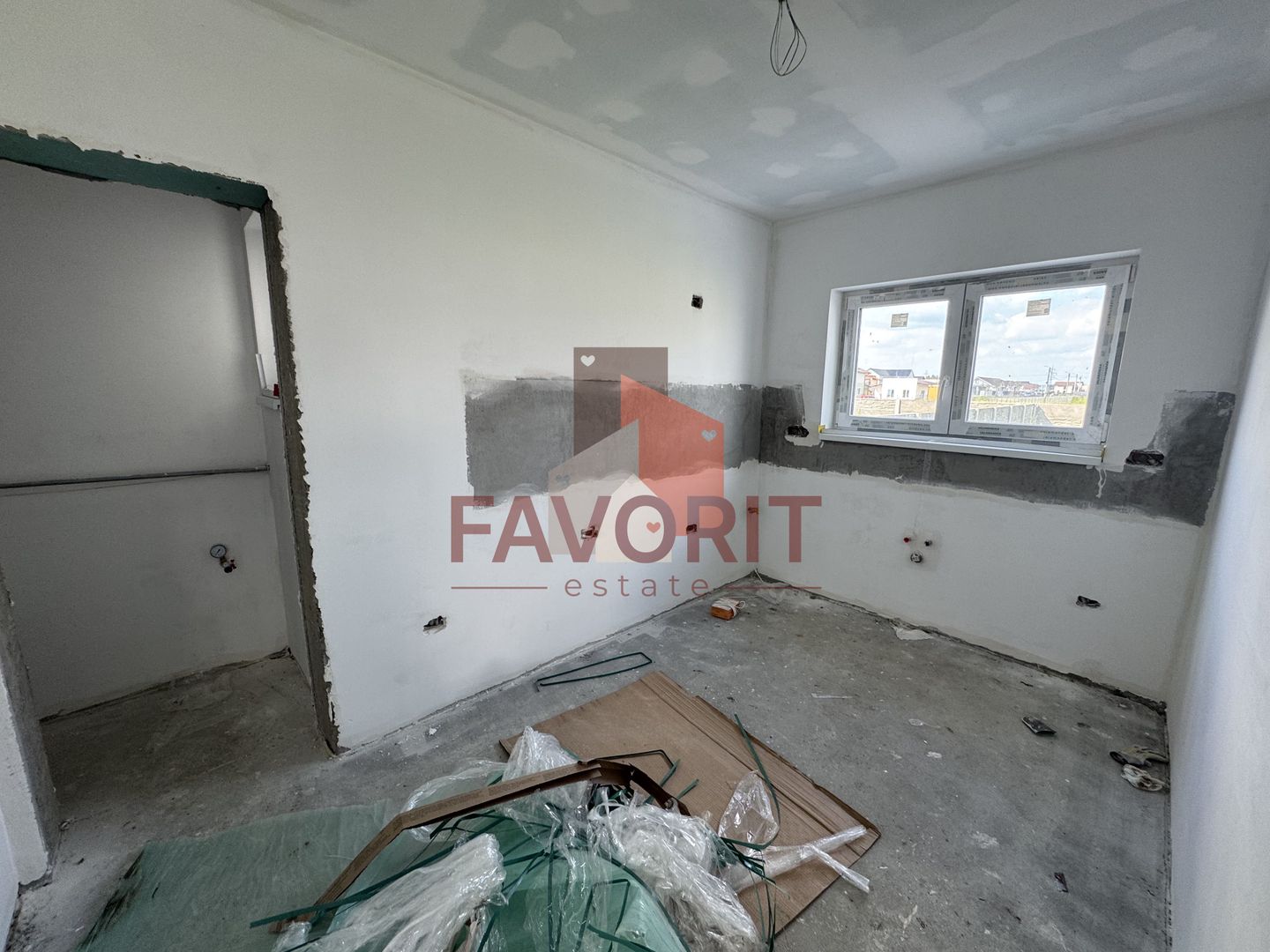 Duplex 5 camere ,despartit prin camera tehnica, finisat la cheie in Mosnita - Poză 7