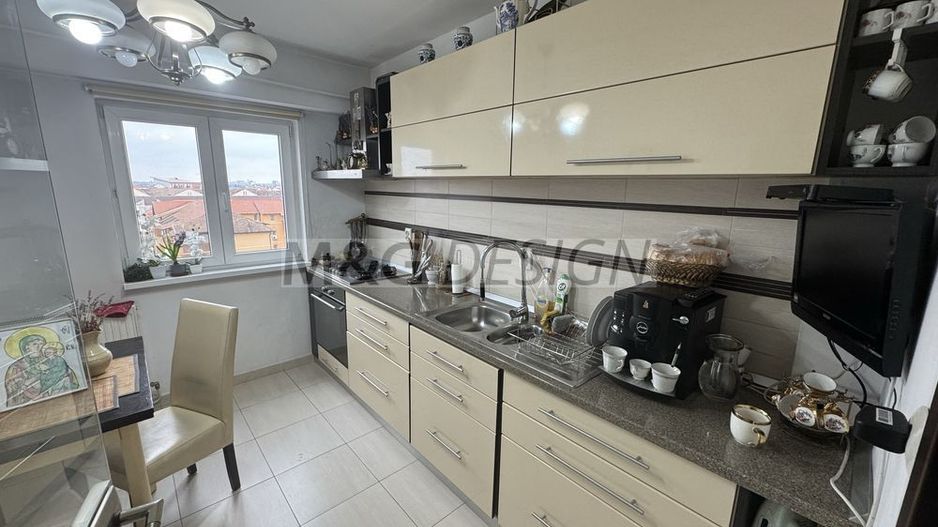 3 camere decomandat spatios Simion Barnutiu - Poză 1