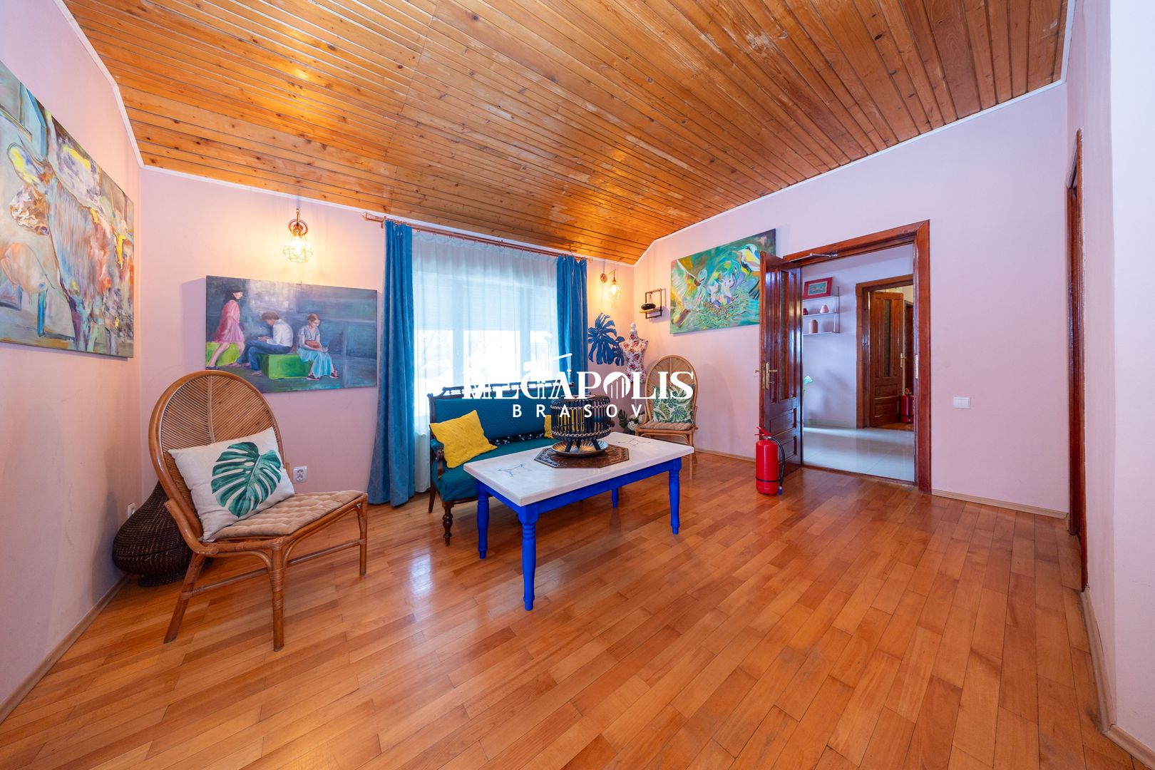 Pensiune de vânzare în Râșnov | 14 camere | 427 mp - Poză 29