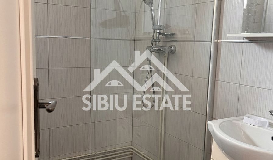 Vila cu Deschidere de 21m – Calea Poplăcii (Langa Parc) 950mp teren - Poză 11