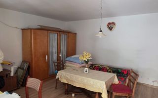 Casa de vanzare in Petresti la 68.000 euro - Poză 1