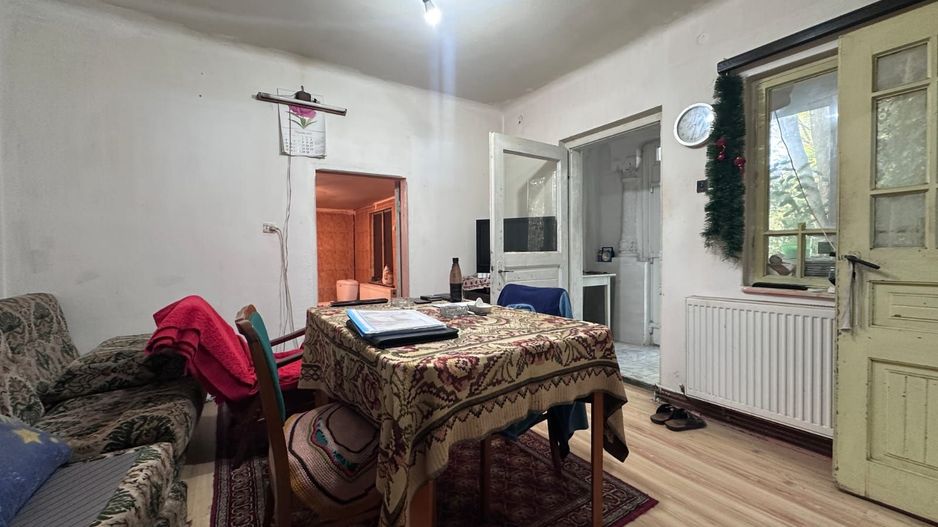 Casă cu poveste în Viforâta, Dâmbovița, aproape de Târgoviște - Poză 2