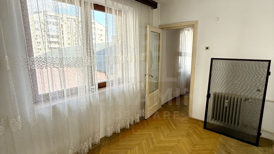 2 camere - etaj 1 - investitie - zona excelenta - Cinema Patria - Poză 3