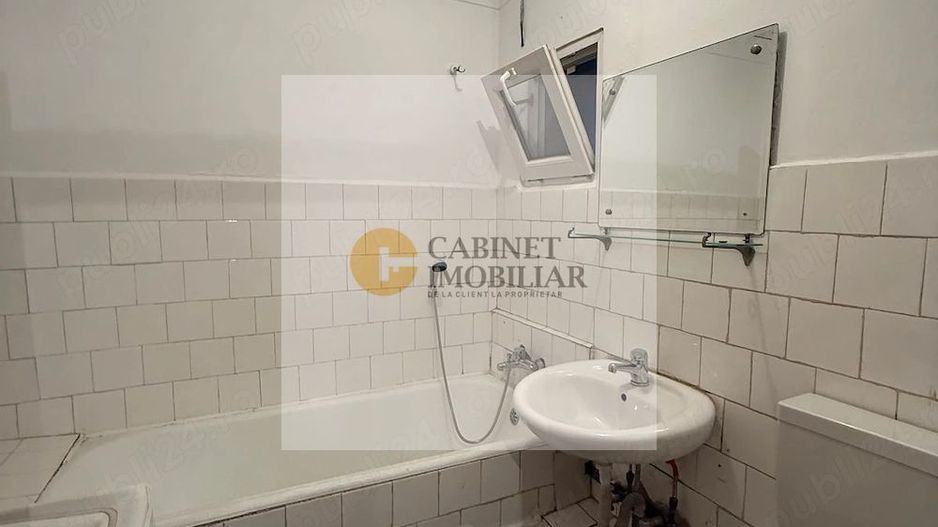2 Camere - 55MP | Creditabil | 3/10 | 1981 | Metrou Lujer - 3 minute - Poză 4