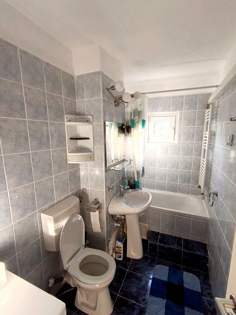 Apartament cu 2 camere, 55 mp, centrală proprie și aer condiționat - Poză 12