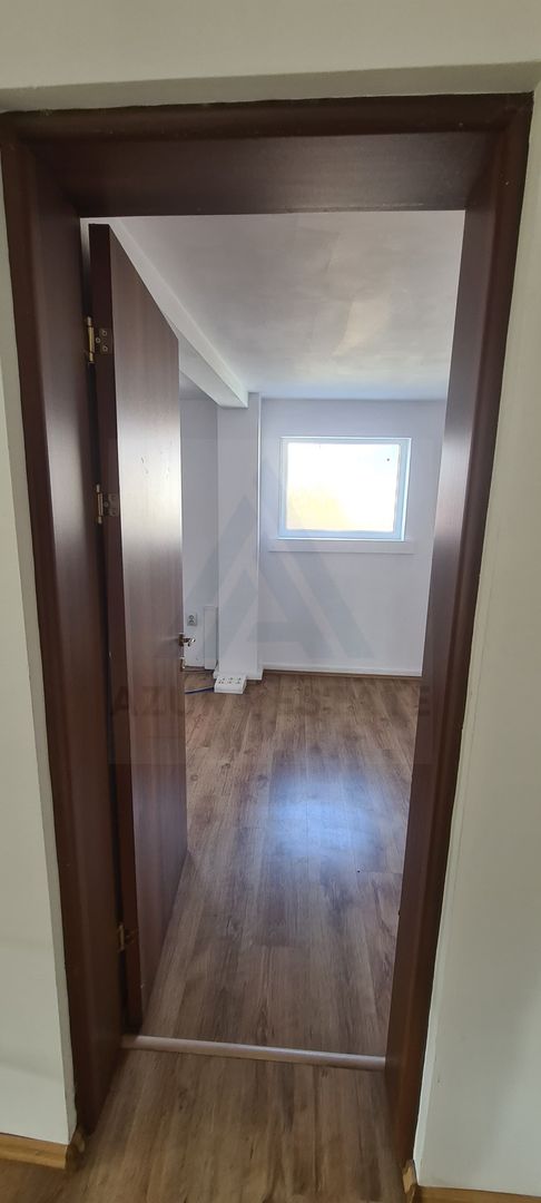 Spațiu birouri 68 mp utili 4 camere hol acces si balcon Bvd Victoriei - Poză 7