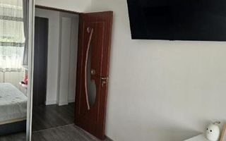 Apartament 3 camere Decomandat - Poză 13
