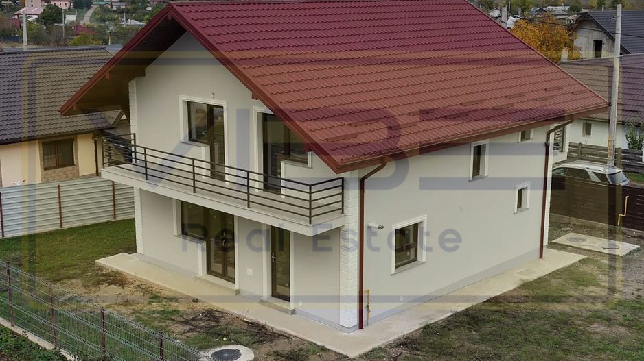 Vila 5 camere- teren 500mp- 140mp Miroslava- Cornesti - Poză 38