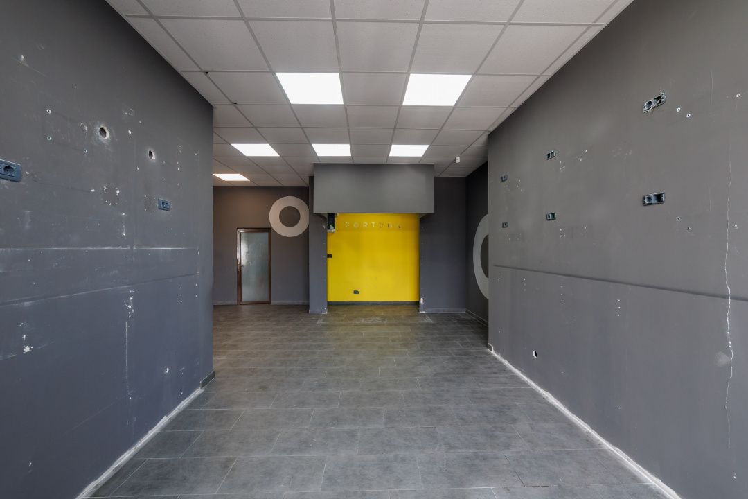 Spațiu comercial cu 2 camere de vânzare în Calea Bucuresti, Pitesti - Poză 3