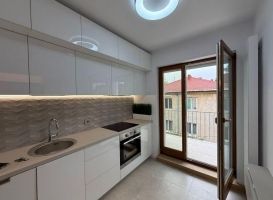 Apartament 3 camere de vanzare - Primaverii - Poză 2