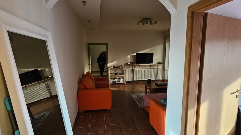 Apartament generos - Poză 44