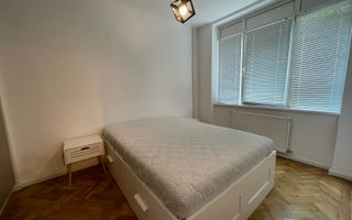 De Vanzare: Apartament cu 2 camere, Semicentral! - Poză 3