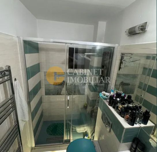 Copou - 4 camere - 107mp - garaj - etaj intermediar - Poză 7