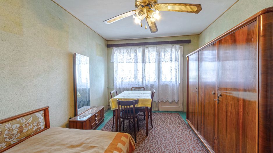 VANDUT! Apartament cu 3 camere. Zona Lebăda. Arad - Poză 4