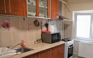 Apartament 3 camere Centrul Civic - Poză 2