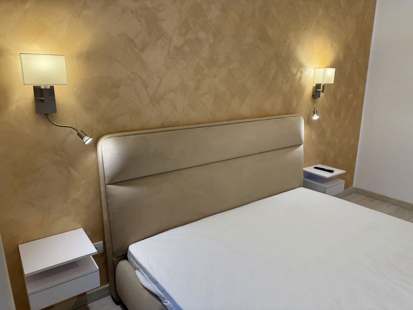 Apartament Modern cu 2 Camere de Închiriat în Dumbrăvița - Poză 16