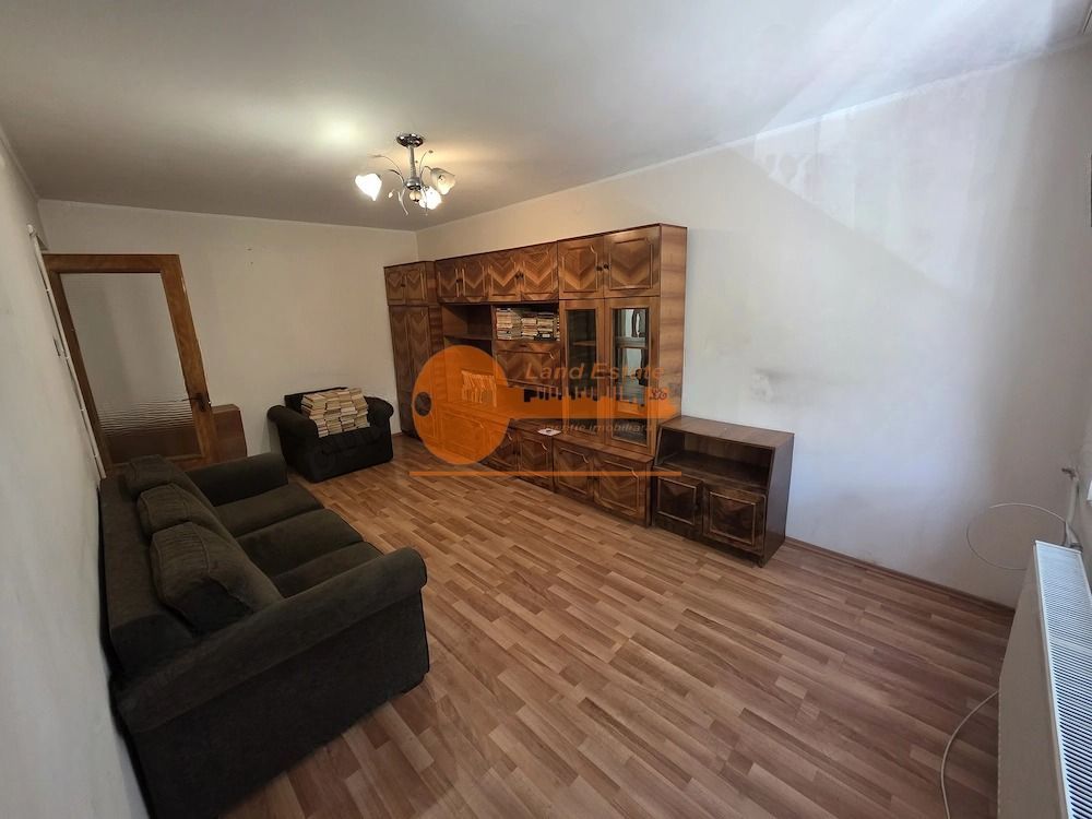 Apartament cu 2 camere zona Chisinau-Bloc Reabilitat - Poză 2