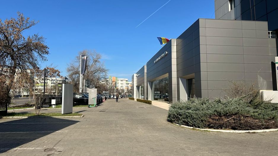 Income-generating asset cu potențial de dezvoltare –Sos Pipera / Barbu Văcărescu - Poză 4