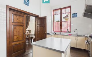 Pensiune 367 mp la drum principal Sântandrei - Poză 15