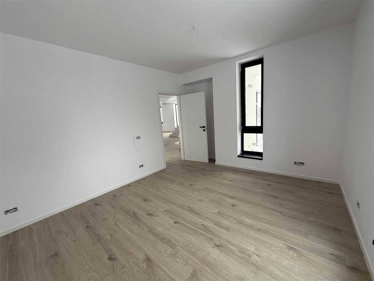 De vanzare Vila Str. Daliei - Petresti Corbeanca Ilfov - Poză 8