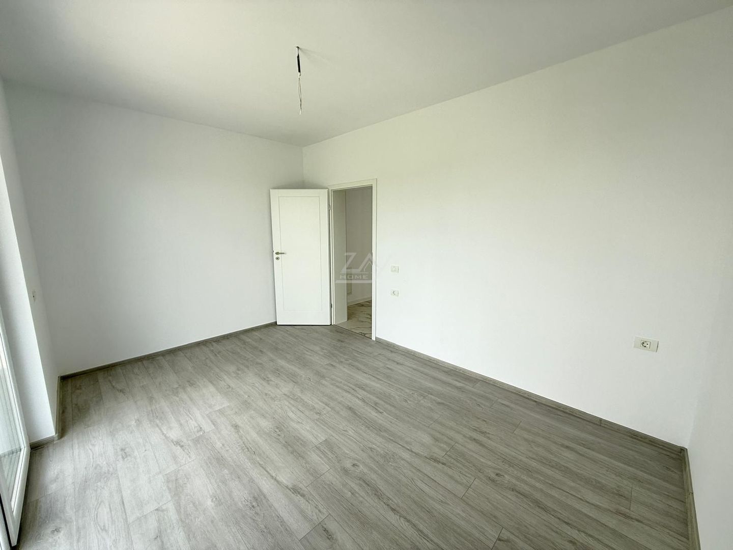 Bloc nou ESO. 1,2,3 Camere . Finisaje la alegere. - Poză 5