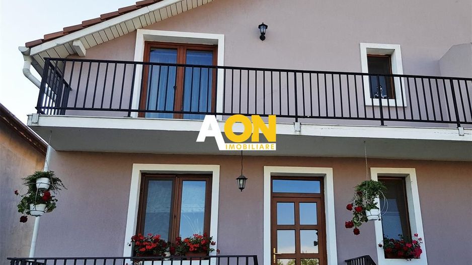 1/2 Duplex cu garaj, 4 camere, mobilat si utilat, Alba -Micesti - Poză 1