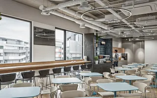 Spatiu servicii in cladire de birouri 440 m2 finisat la CHEIE,  Europa - Poză 16