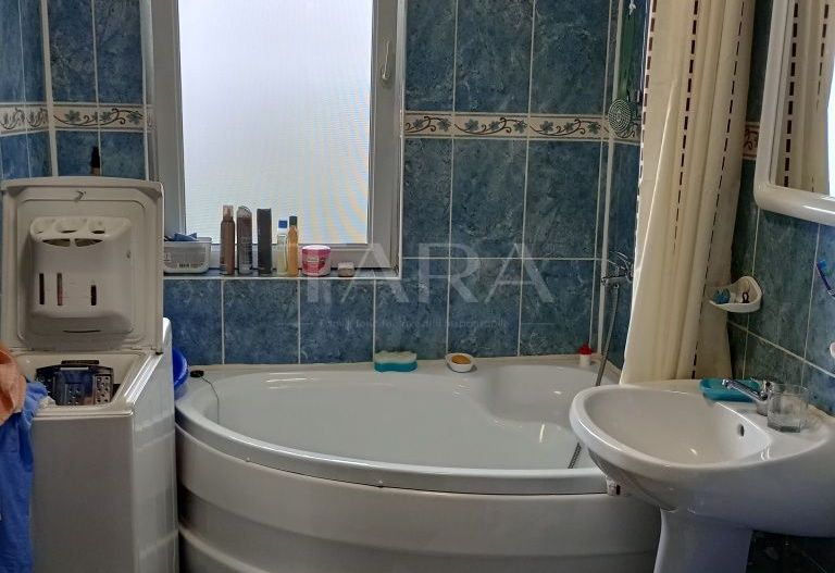 Apartament modern cu 2 camere decomandate in zona centrala Floresti. - Poză 6