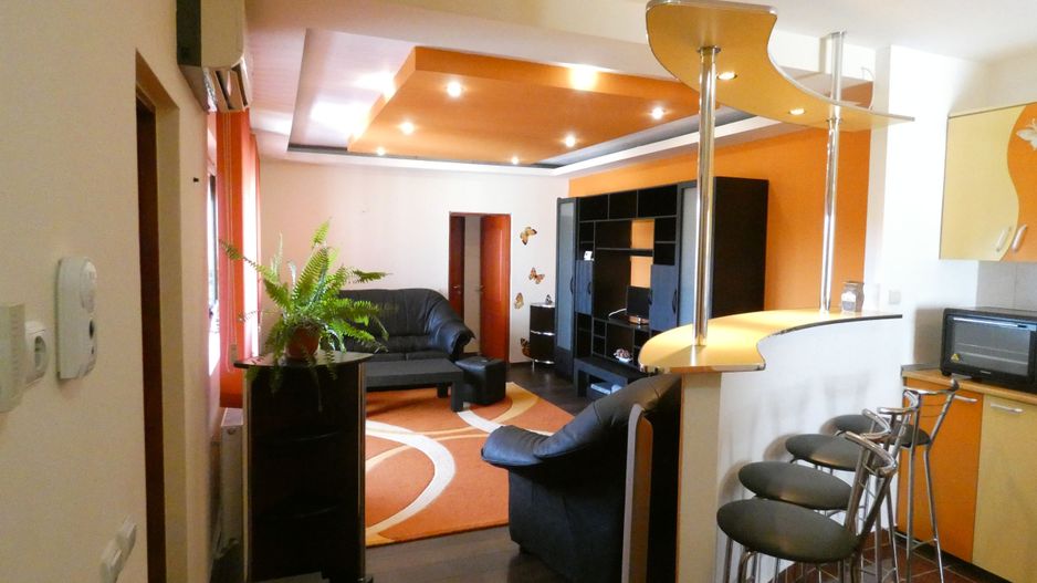 Apartament de vanzare pe str. G-ral Traian Mosoiu - Poză 1