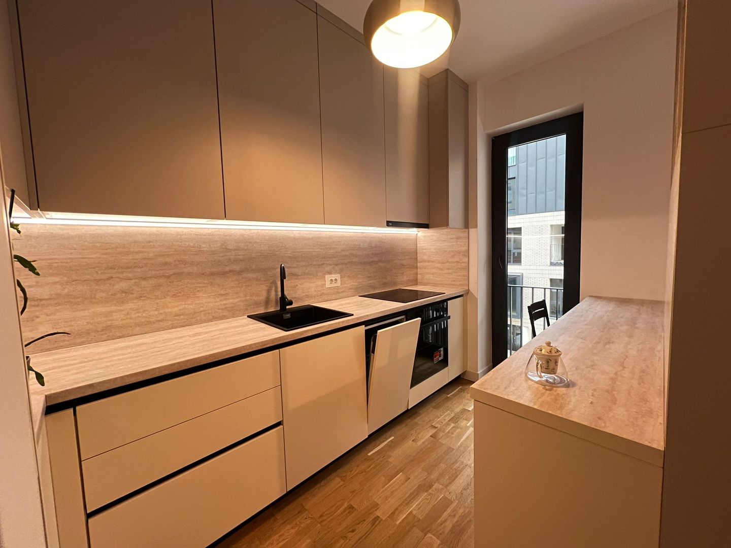 Inchiriere apartament 2 camere Pipera + Parcare - Poză 5