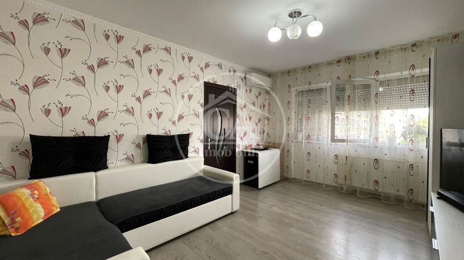 Apartament cu 2 camere de vânzare în zona Rogerius, Oradea - Poză 3