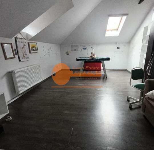 Apartament 6 camere - Triplex - Calea Calarasilor - Poză 4