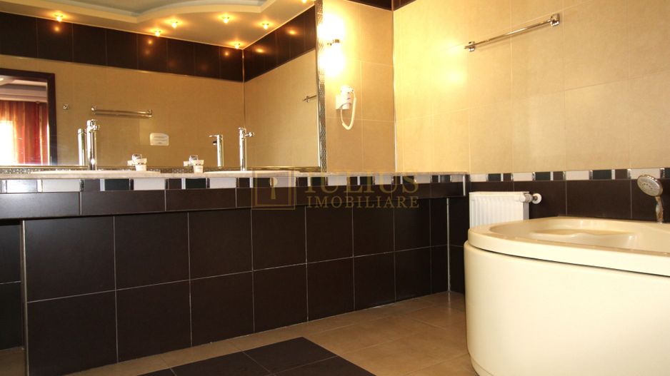 Casă individuală – Dumbrăvița, mobilata si utilata, spatii generoase. - Poză 28