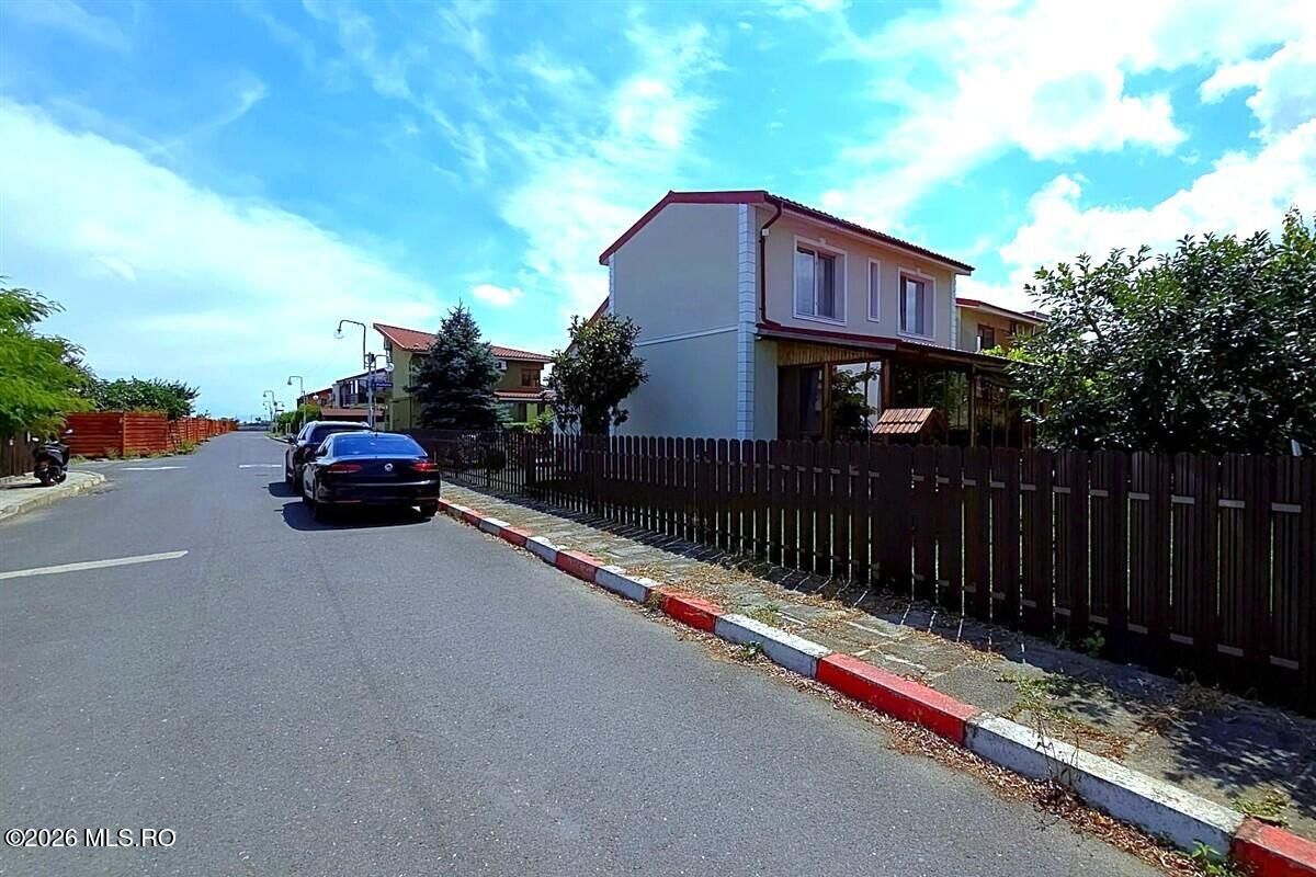 Cumpana - Del Sole, Str. Padova 4, vila P+M, teren pe colt de 397 mp! - Poză 5
