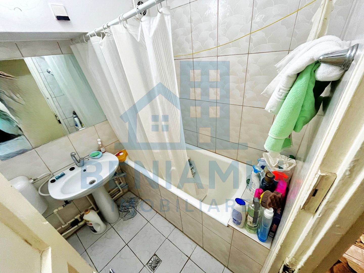 2 Decomandate-Parter+Demisol+Boxa-Ultracentral-Ramada-57mp-Liber - Poză 4