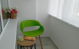 Vanzare - apartament cu 3 camere, Micro 16, renovat, mobilat nou - Poză 6