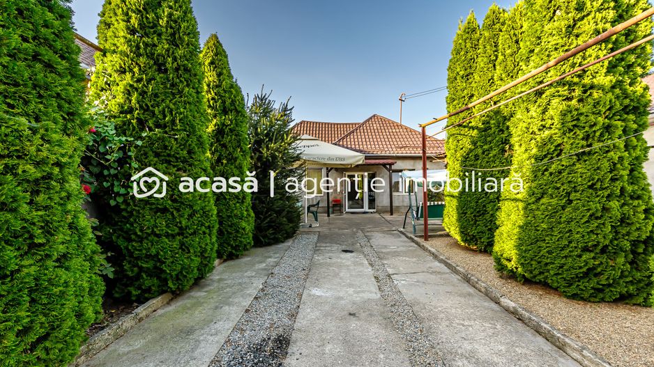 Casă cu teren generos în Poltura - Poză 2