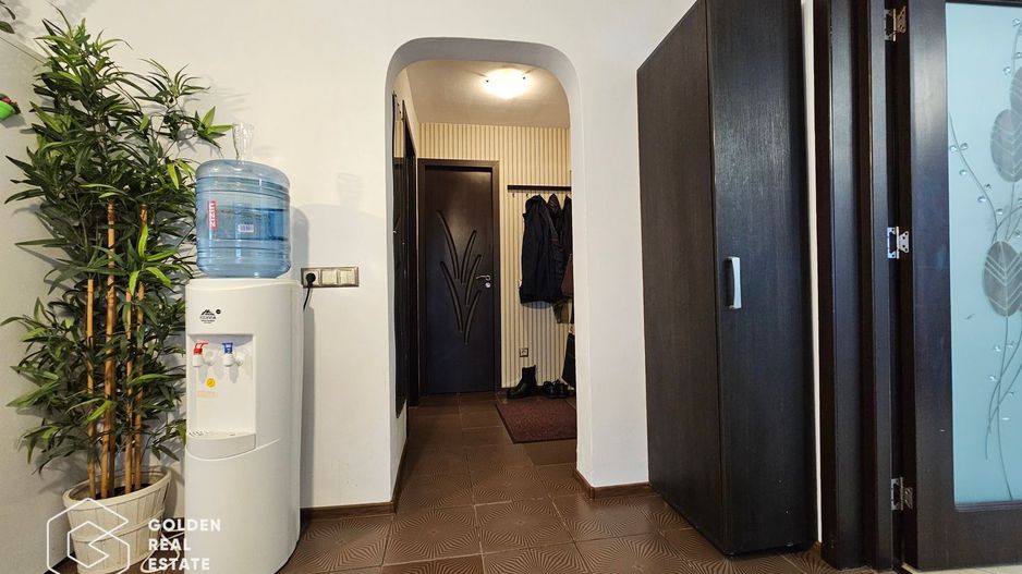 Apartament 4 camere in centru Otopeni, 2 bai, mobilat si utilat - Poză 11