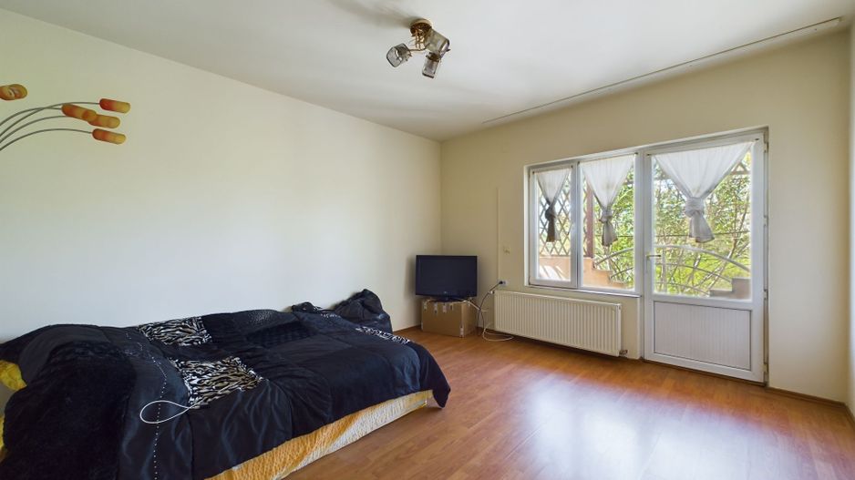 Două case în curte, la 2 minute de Shopping City - Poză 19