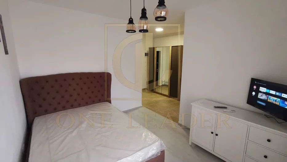 Garsoniera Apărătorii Patriei - centrala proprie - loc de parcare - Poză 2