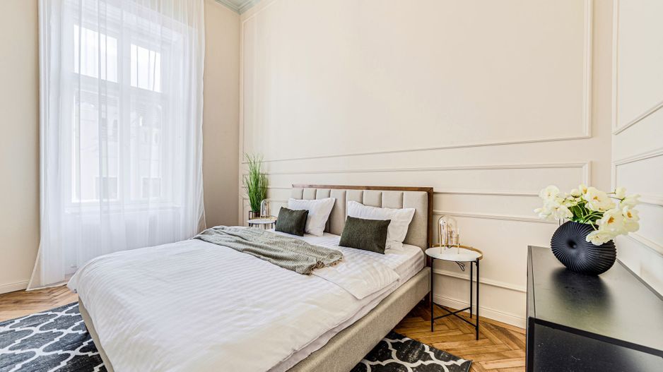 Apartament renovat in zona istorica - Poză 9