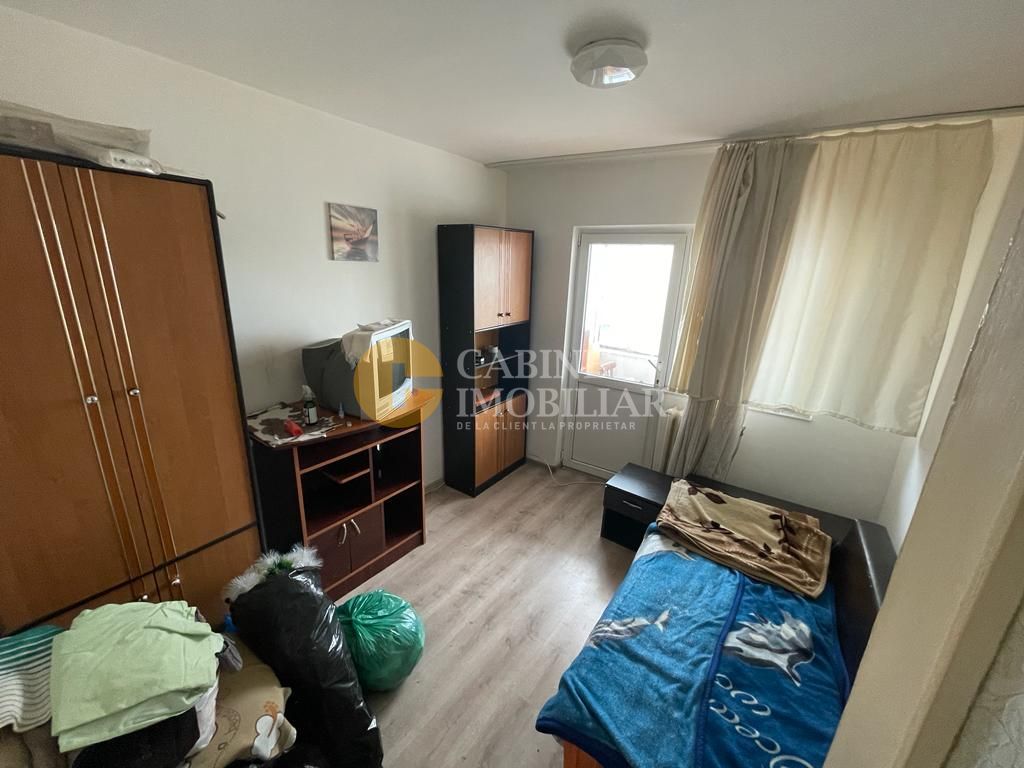 Apartament 3 camere, etaj intermediar,2 bai, 2 balcoane, zona DACIA - Poză 2