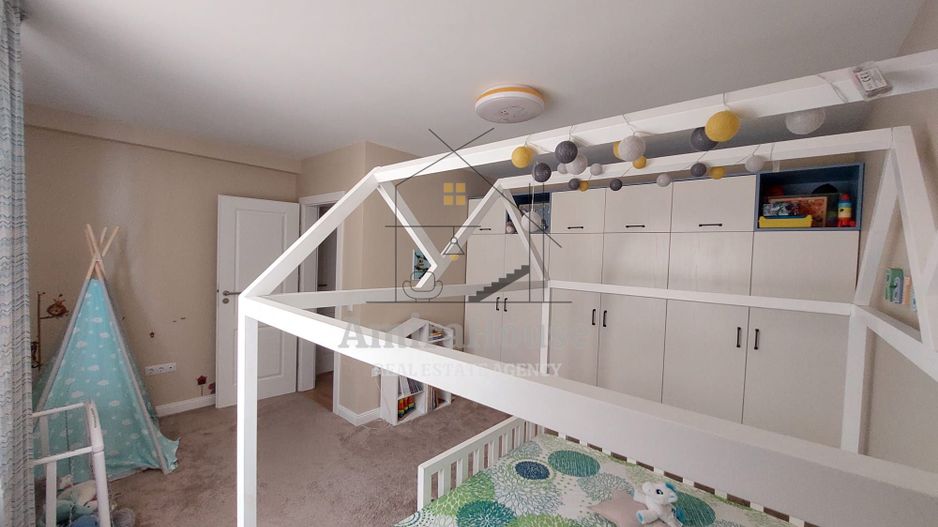 Duplex ultrafinisat mobilat utilat cu 2 locuri de parcare zona Terra - Poză 24