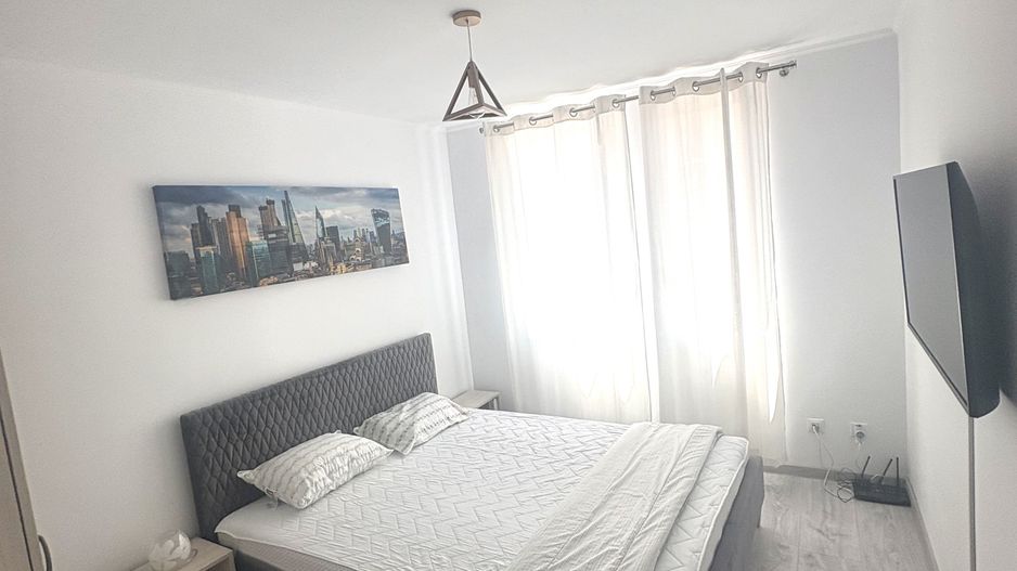 Apartament la casă, cu 4 camere - Poză 6