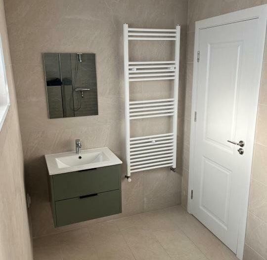 Tărlungeni, zona Izvor, casă de vănzare - Poză 14