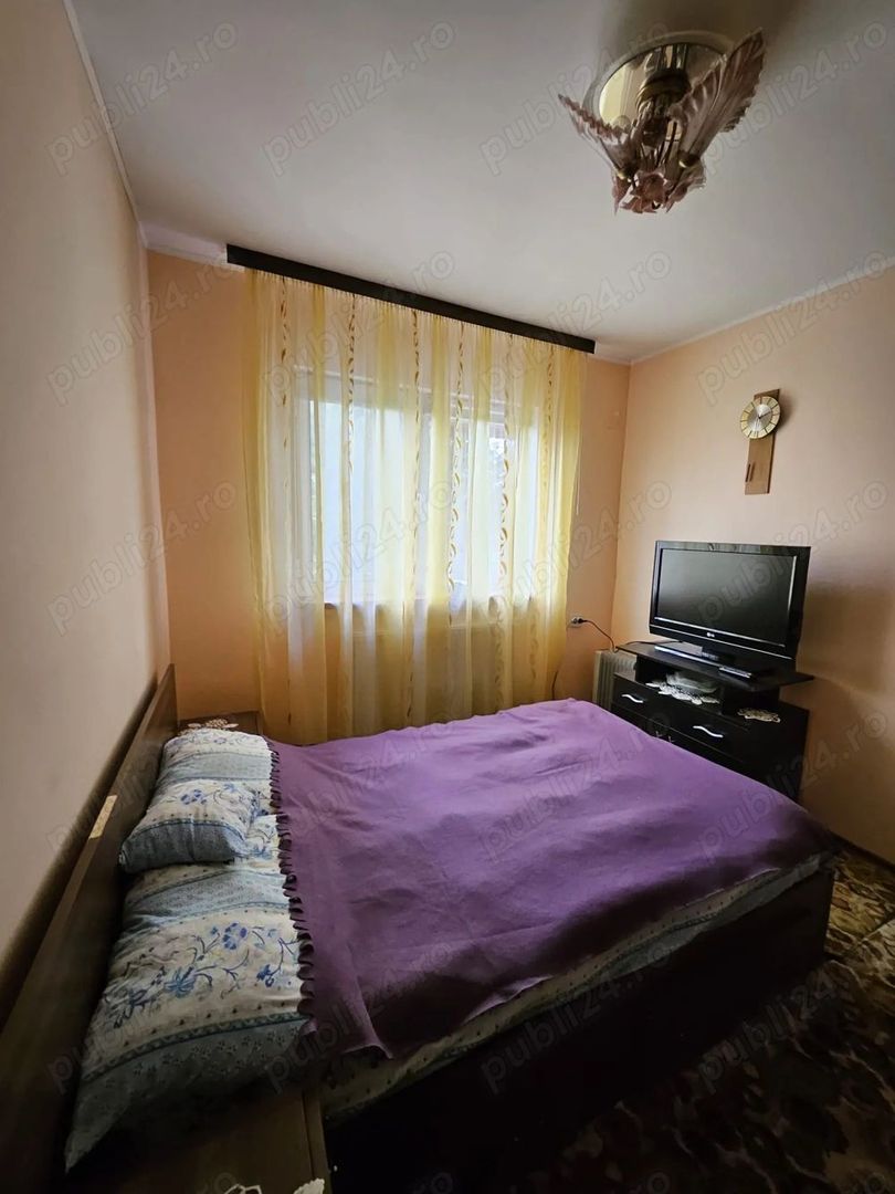 Casa in Comuna Nuci IF - Poză 9