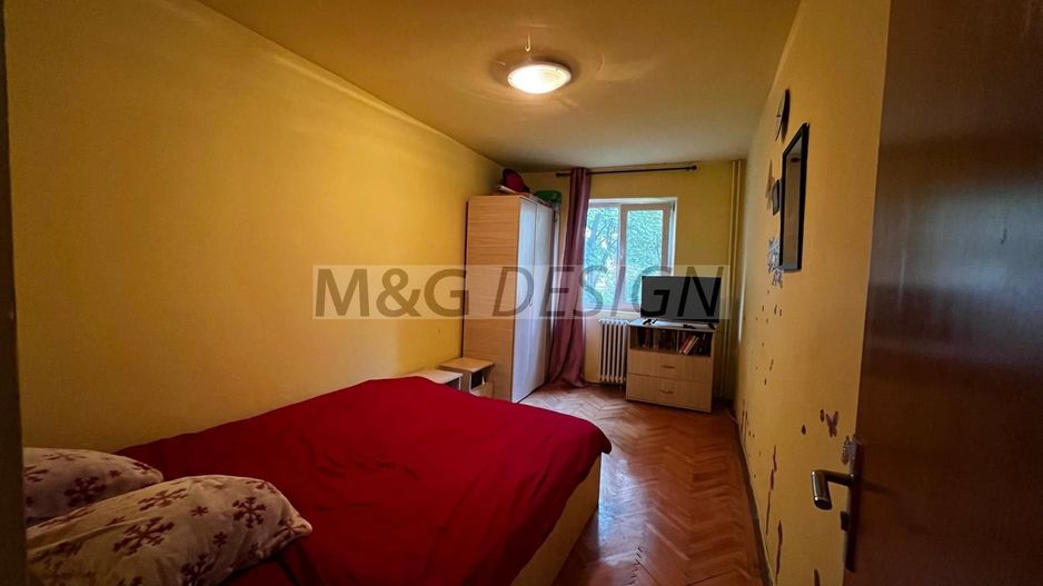 Apartament cu 3 camere Dacia - Poză 4